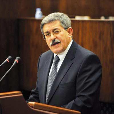 بعد مهزلة مدلسي .. أويحيــى يترافـــع عن اولياء نعنته الفرنسـيين  ويهــاجــم تـــركــيـــا