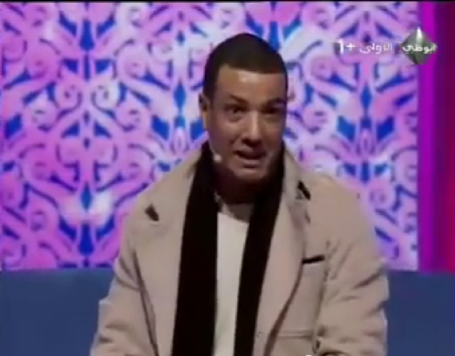 القصيدة التي أبكت الجميع للشاعر هشام الجخ \" تقسمنا على يدكم ايها الحكام فتبت كل ايديكم \"﻿