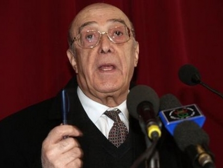 ملك المغرب يُعزي الشعب الجزائر في وفاة المناضل الفد “عبد الحميد مهري”