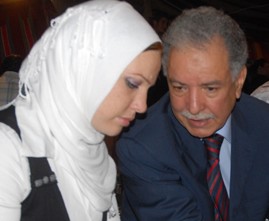 الصادق بوقطاية رجل المهام القدرة صاحب \"الشكارة\" من القذافي والتصريحات البهلوانية