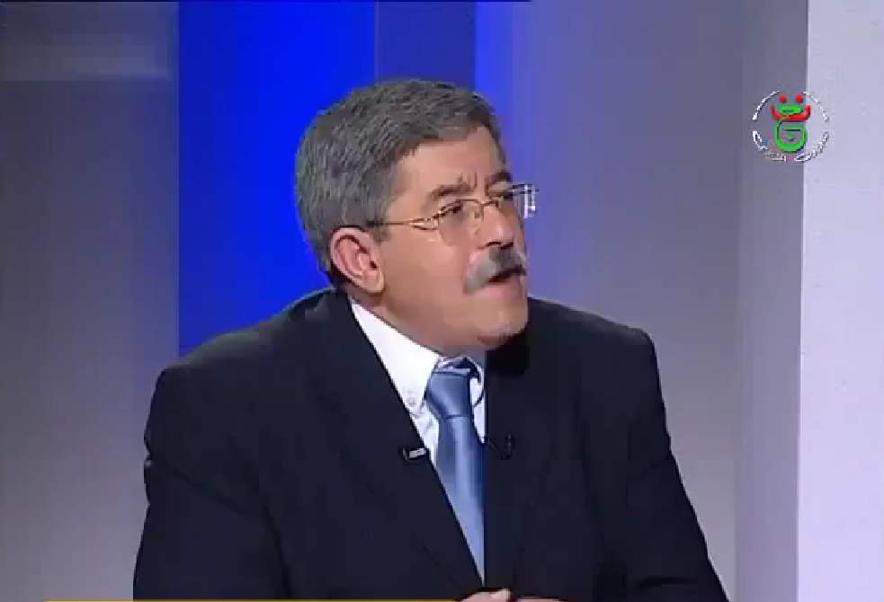 اويحي يصف الجزائر بأنها كباري وطني ؟؟؟ لوقالها احد المعارضيين لقلبوا عليه الدنيا وقالو بان فرنسا دفع