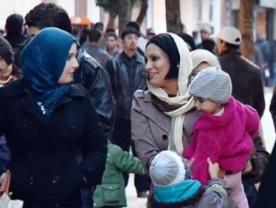 المرأة الجزائرية بين الطلاق .. أوالجنون بسبب الراتب الشهري