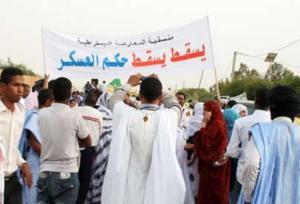 لا تغيير في موريتانيا: ولد عبد العزيز يطرد الربيع العربي
