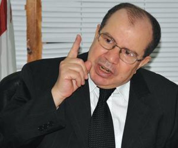 سعيد بركات يرخص للمسيحيين الإفطار بمطاعم رمضان