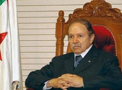 الصراع يحتدم بجبهة التحرير الوطني لخلافة بوتفليقة
