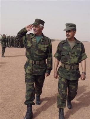 البوليساريو تهدد بالعودة إلى السلاح والمغرب يرحب