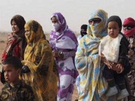 البوليساريو تطرد صحفيين بسبب انتقادهم لوضع الصحراويين بالمخيمات