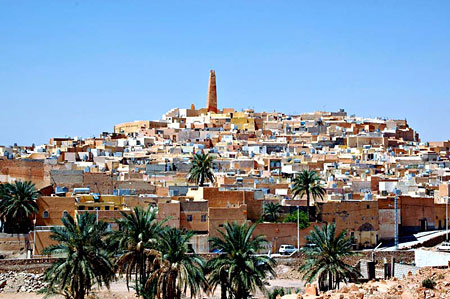 بعد أن استطاعت أن تسيطر كلية على المجالس العرفية المزابية،هل نجحت السلطة الجزائرية في القضاء نهائيا