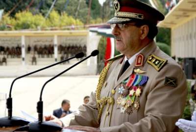 مقتل رئيس خلية الأزمة ووزير الدفاع ووزير الداخلية وصهر الرئيس الأسد \"آصف شوكت\".. الانتحاري يعمل مر