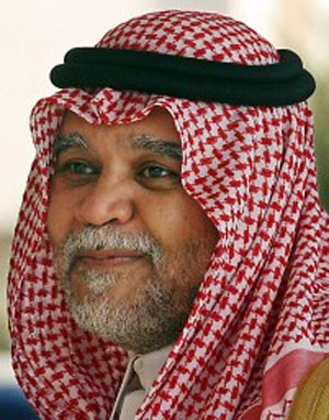 السعوديون يرتبون بيتهم الداخلي في مواجهة قلق إقليمي: تعيين الأمير بندر رئيسا للمخابرات
