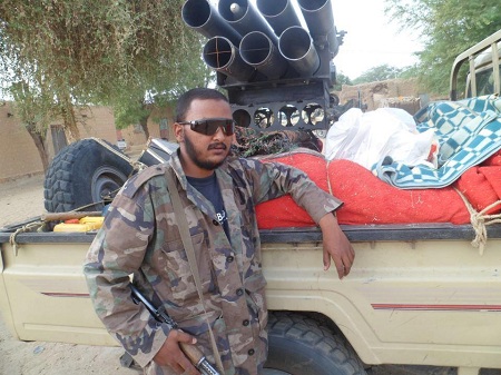 Un combattant du MNLA à la jeunesse de l\'Azawad: l\'indépendance n\'est pas négociable