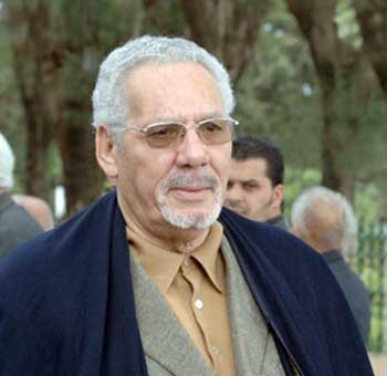 الأفالان ينضم الى القافلة و يعرب عن تضامنه مع اللواء خالد نزار