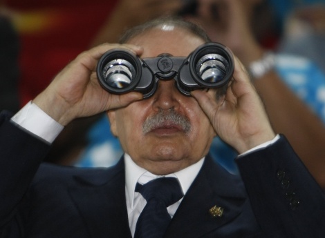 Y a-t-il une opposition et un Etat en Algérie ?