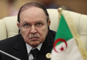 La congélation politique post-législatives : le régime algérien en phase de décomposition