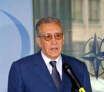 البرلمان العربي يدعو الابراهيمي للاعلان عن الانسحاب من مهمته \'فورا\'
