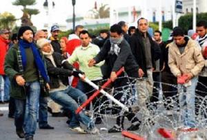 بلدة تونسية تهدد بالعصيان المدني والانفصال