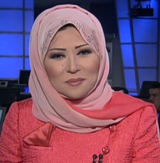 خديجة بن قنة \" اجمل مافي بلادنا ان اللصوص ! لانراها ليلاً بل نراها في وضح النهار على ( مكاتب فخمه )