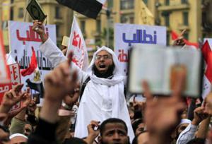 السلفيون في مصر يتظاهرون من أجل تطبيق الشريعة