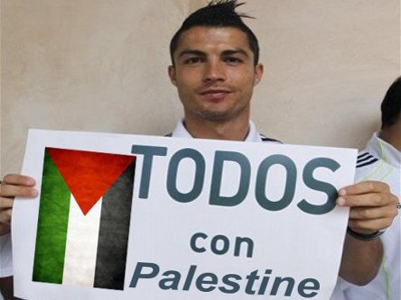 رونالدو يتبرع بجائزة \'الحذاء الذهبى\' لأطفال غزة