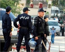 اعتقال 10 مغاربة دخلوا الجزائر بطريقة غير شرعية وحجز 1.7 طن من المخدرات