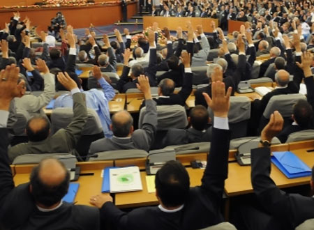 عثمان رحماني قدم استقالته من البرلمان الجزائري حتى لا يتحول إلى \'مصفق\' للحكومة