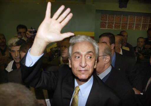 حسين ايت احمد يتخلى عن رئاسة جبهة القوى الاشتراكية