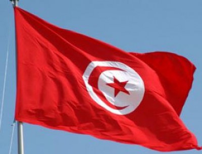فرنسا تحذر من دخول تونس