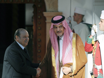 وزير الخارجية السعودي يلمح إلى وجود خلافات مع الجزائر