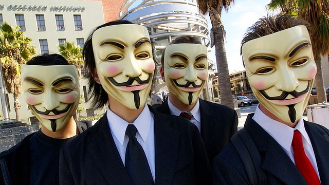 الأنونيموس  (Anonymous)  عبث الكتروني  , أم جيش الكتروني  كسر نظرية الجيوش النظامية التقليدية