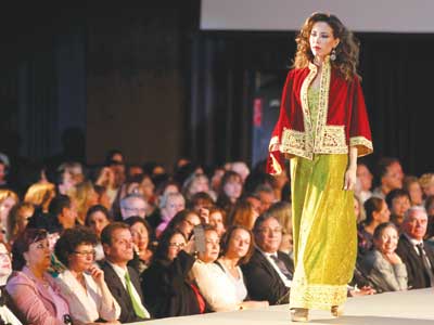 أزياء جزائرية في مهرجان ‘النور والحرية’