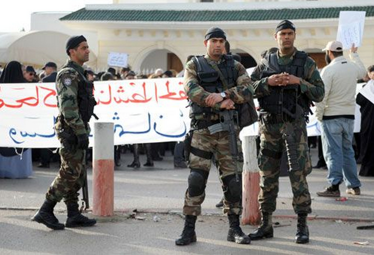 زيتوت ينصح حكومة “الشرعية” في تونس بعدم الانخراط في الحرب على “الإرهاب”