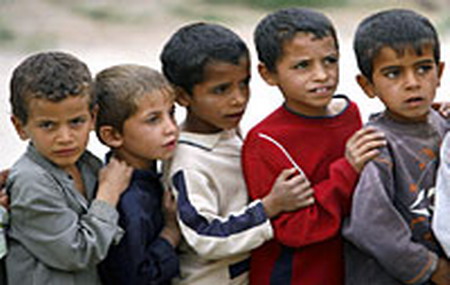 رابطة انصار الحكم الذاتي بتندوف تدعوا النظام الجزائري لبعث أطفال تندوف الى المغرب بدل الديار الأوربي