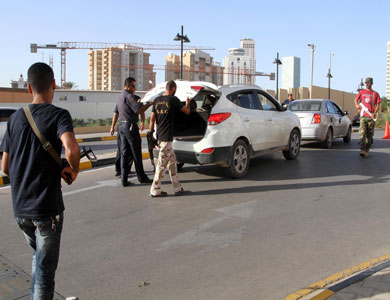 الجزائر تدعو إلى حماية مسار الإنتقال السياسي في ليبيا بعد عملية اختطاف زيدان