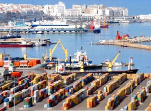 Le plus grand port d’Algérie sur une poudrière