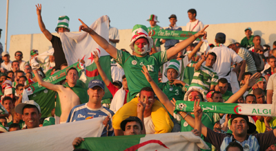 الرياضة تفرّق بين الجزائر و\'الجزيرة\'