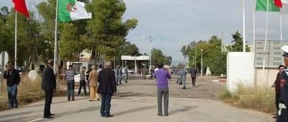 أكثر من 350 ألف مغربي يعيشون في الجزائر بطريقة «غير شرعية»