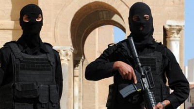 قوات الأمن التونسية اعتقلت 8 \"متشددين\" قتلوا 6 من رجال الشرطة التونسية
