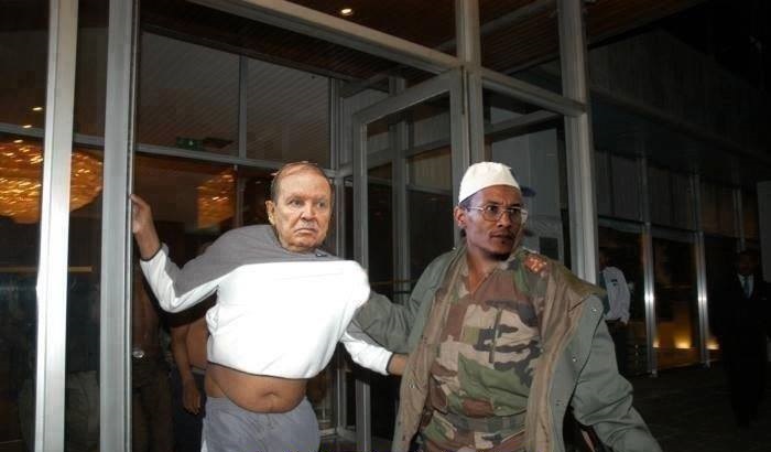 الشيخ علي بن حاج : الطريق ليست سالكة لترشيح بوتفليقة لعهدة رئاسية رابعة وتعديل الدستور