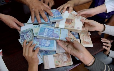 930 مليار حجم الأموال المغربية “المهربة” إلى سبتة هذه السنة