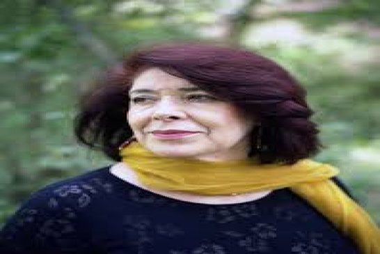 الجزائر تفقد \'الأديبة المقاومة\' آسيا جبار بأحد مستشفيات باريس عن سن 78 عاما