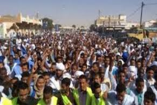 حقوقيون موريتانيون يتظاهرون بنواكشوط تنديدا بتصريحات “مسيئة” للزنوج