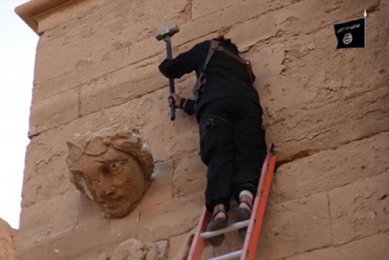 يد تنظيم \'الدولة الاسلامية\'  تطال اثار مدينة الحضر العراقية