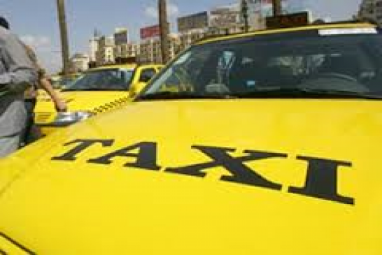 في الأغواط تركب سيارة أجرة فتجد نفسك صديقاً للسائق