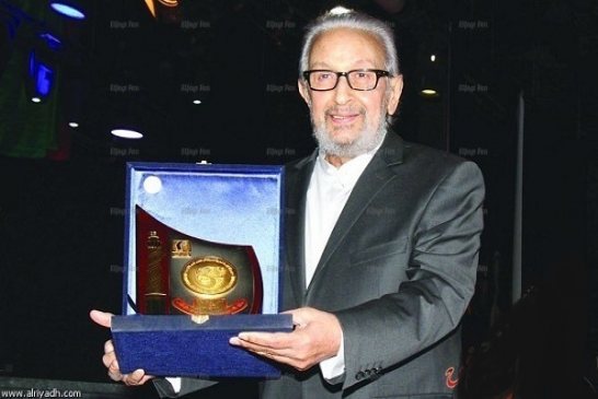 مهرجان وهران يتوج نور الشريف كأفضل ممثل عربي