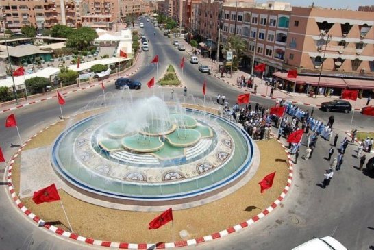 وزير الداخلية المغربي يدعو سلال لزيارة مدن الصحراء المغربية ليطلع على التغيير الذي شهدته منذ استرداد