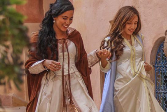 مسلسل  ألف ليلة وليلة  يمزج بين الملابس والتصاميم المغربية التقليدية