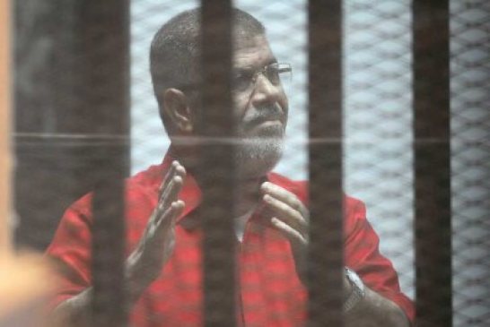 تأجيل محاكمة مرسي في تهمة التخابر مع قطر