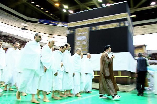 خلفان: نية إيران بناء كعبة جديدة في قم  للشيعة