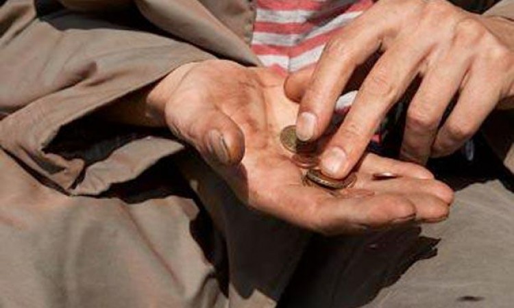 القبض على متسول في غرداية رصيده 15 ألف أورو و700 مليون سنتيم