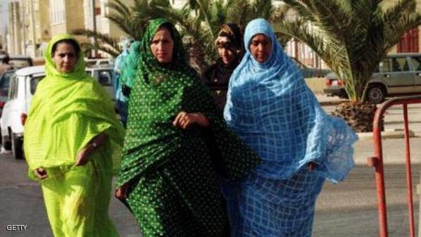 جدل واسع في موريتانيا إثر قرار يلزم طواقم التدريس بالتخلي عن الزي التقليدي